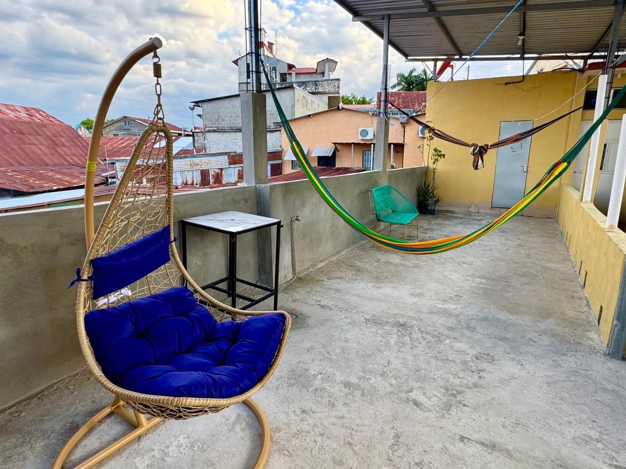Hostal Los Girasoles By Hostal Inn Flores Esterno foto